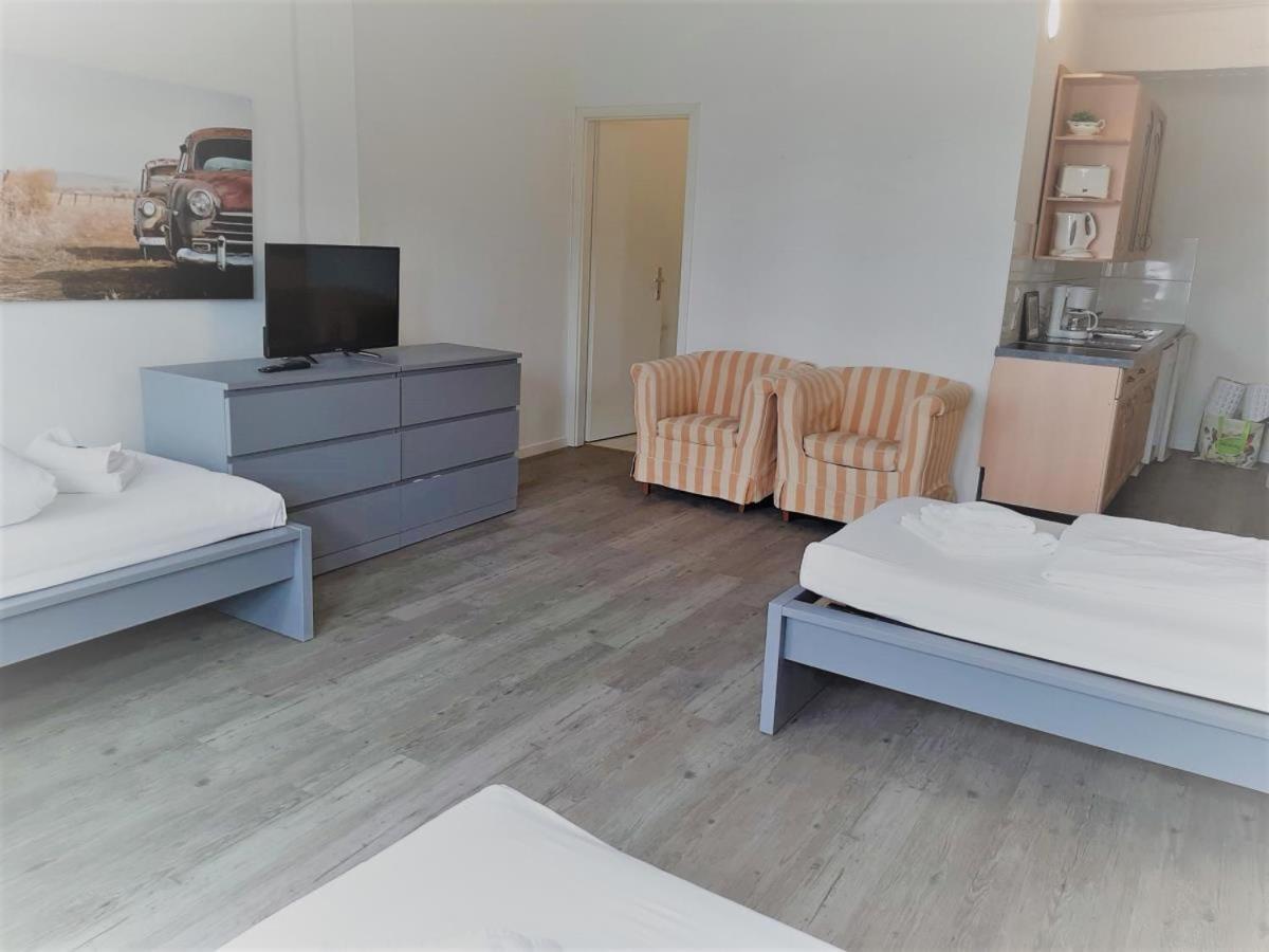 Mehrbett-Apartment 8 Citynah, Einfache Ausstattung ハンブルク エクステリア 写真